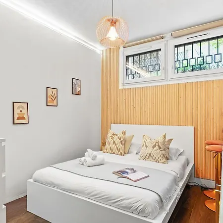 Bnbnova - Near Trocadero & Champs - Elysees & Eiffel Tower Apartment Paris
